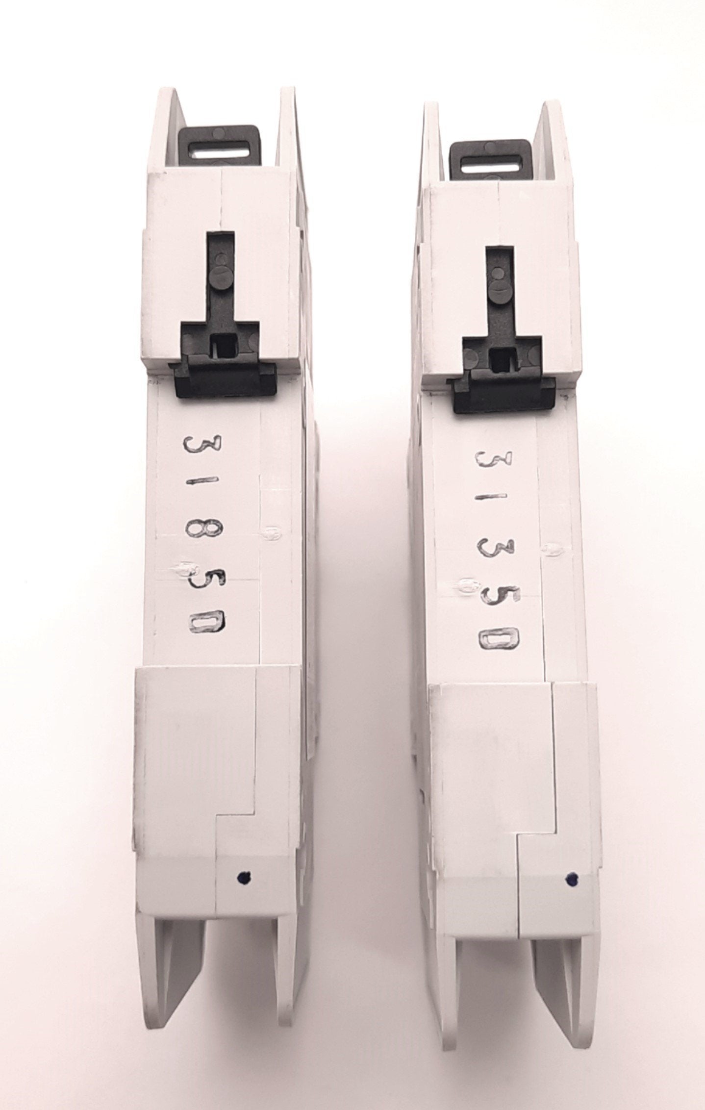Used Lot of 2 Eaton WMZT1D05 Circuit Breaker Single Pole 277/480v AC 5A, DIN Mount