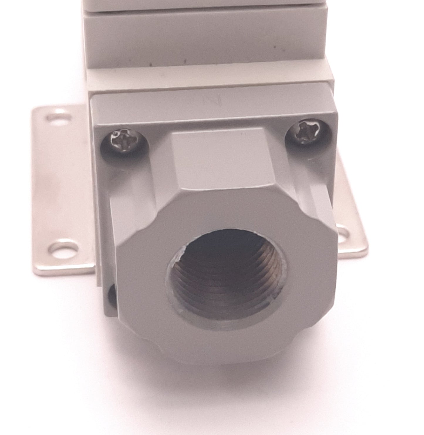 Used SMC PF2A721-N03-27 Digital Air Flow Sensor, 3/8" NPT, 200L/Min Max, NPN 2 Output