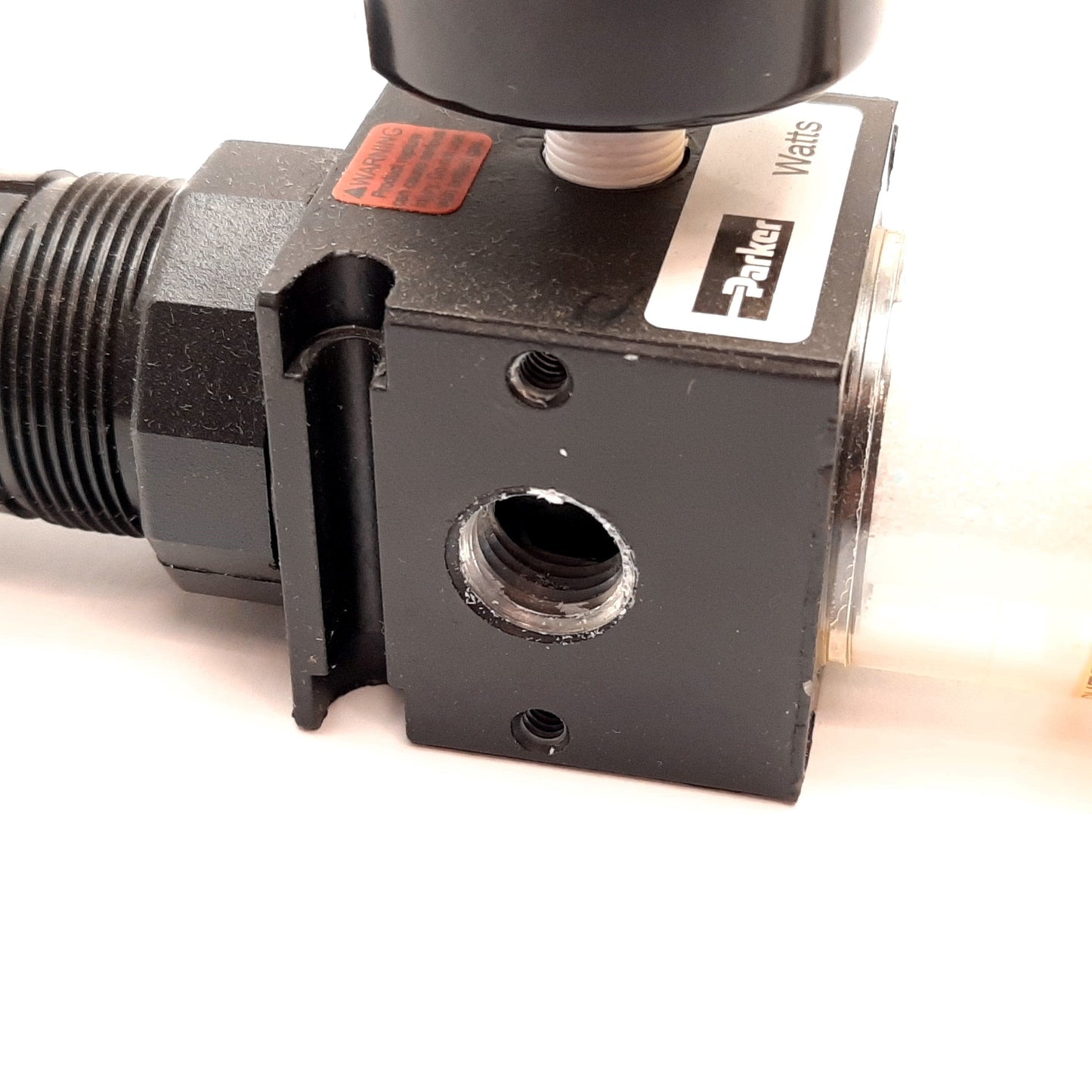 Used Parker B35-02AHA Filter Regulator, Set: 0-25psi, 1/4" NPT, With 0-30psi Gauge