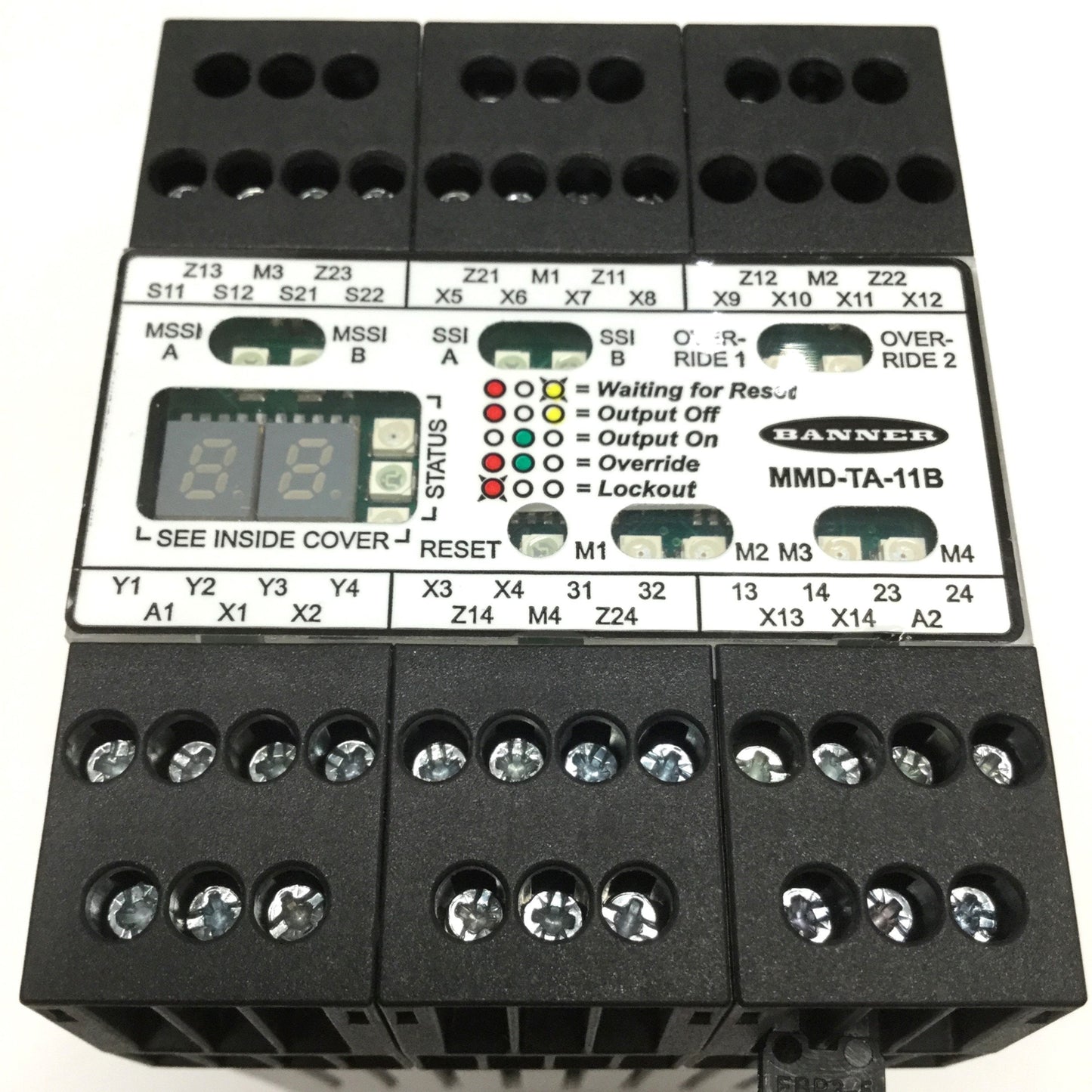 Used Banner MMD-TA-11B Safety Relay Muting Module Controller 24VDC, 2NO 6A, 1NC .25A