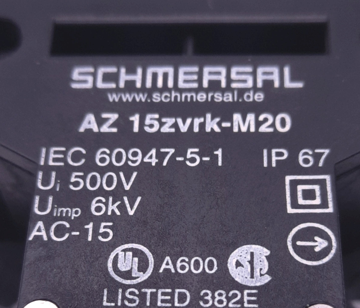 Used Schmersal AZ 15ZVRK-M20 Safety Interlock Switch 1NC, 230VAC/24VDC 4A, 30N