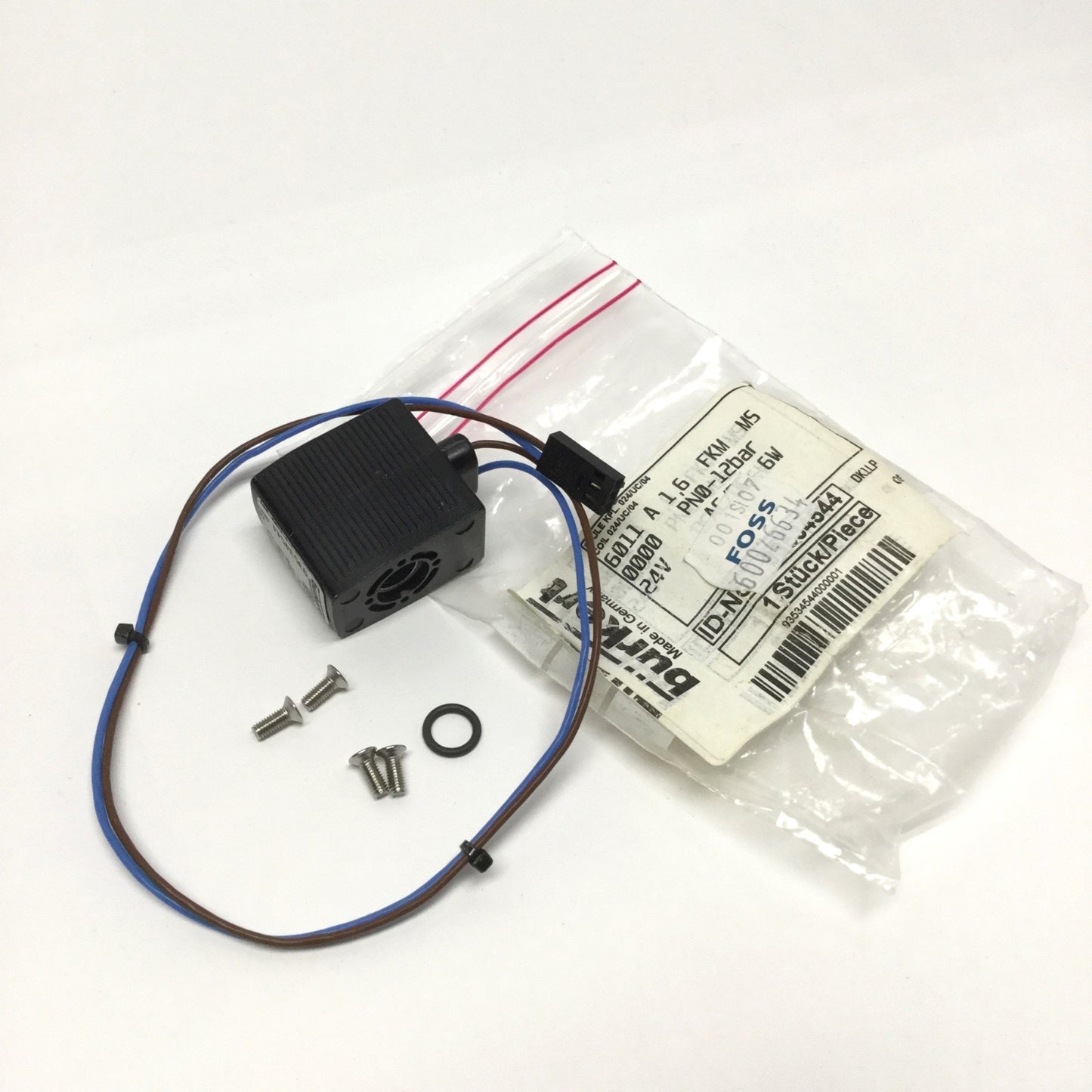 New – Open box Burkert 6011 A 1,6 FKM M5 Plunger Valve Replacement Solenoid Coil 24V AC/DC 6W