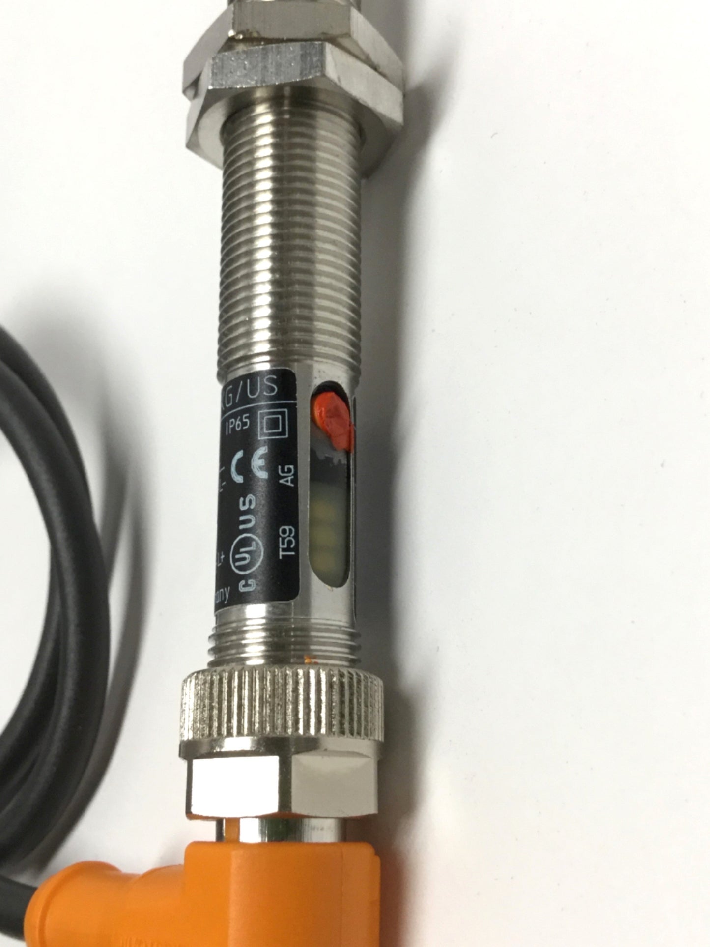 Used IFM OF5012 OFT-FPKG/US Infrared Diffuse Reflection Sensor, 200mm, 10-36VDC PNP