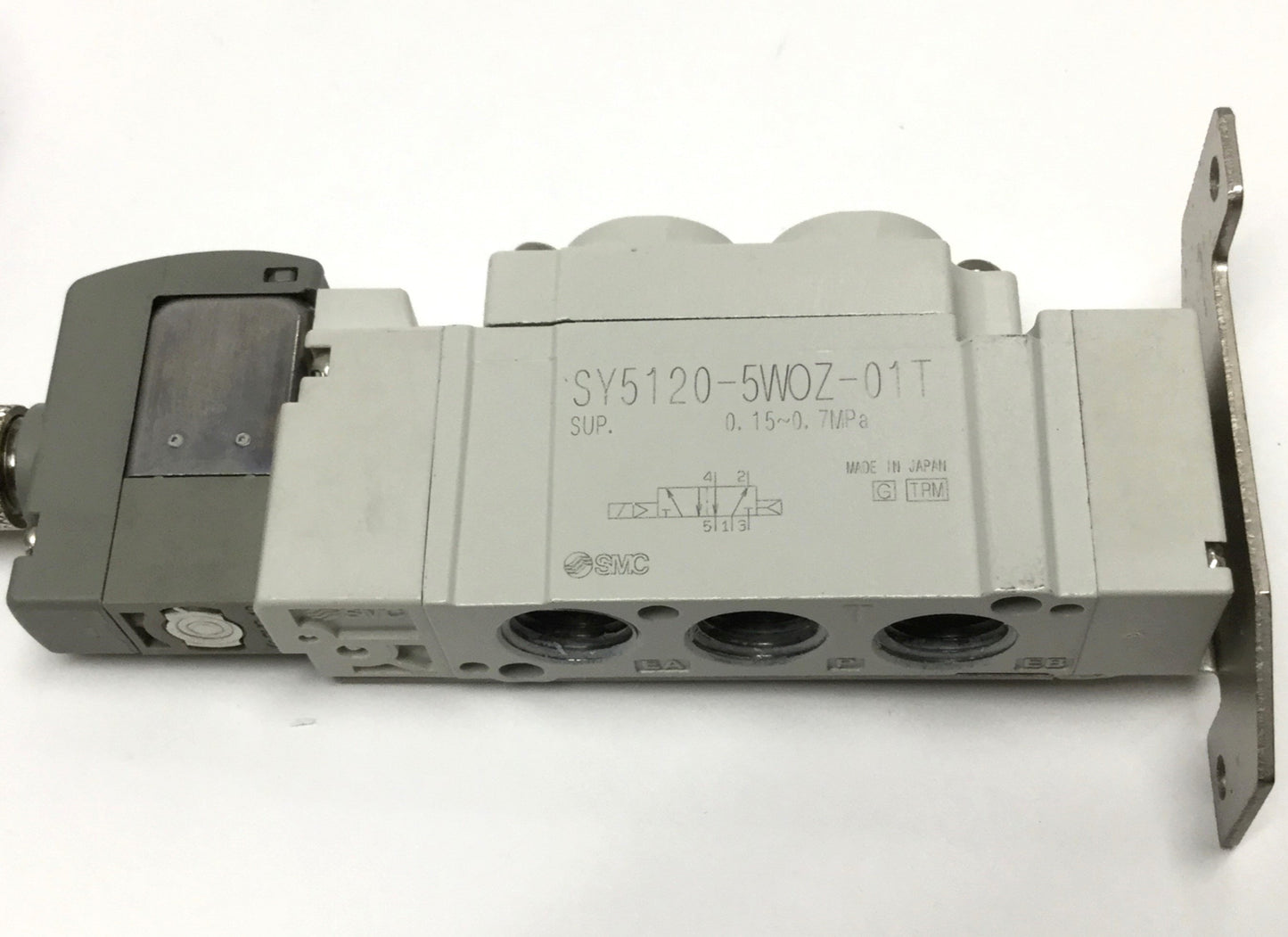 Used SMC SY5120-5WOZ-01T Solenoid Valve, 5-Port, 2-Pos. 24VDC Coil, 1/8" NPT
