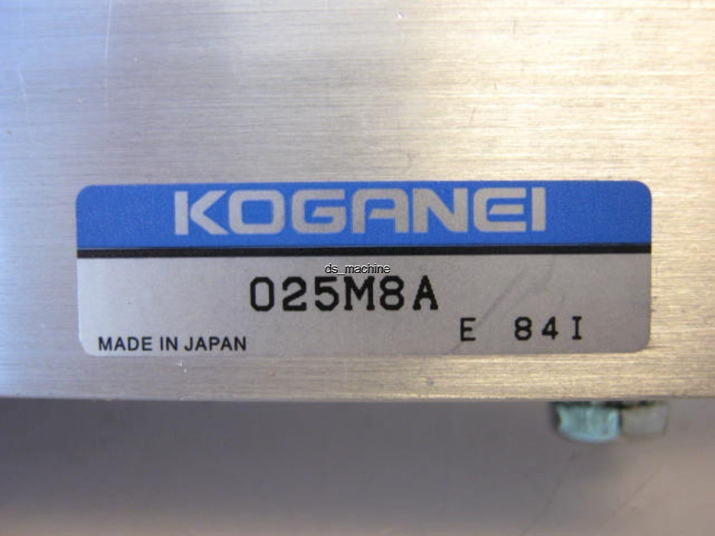 New – Open box Lot of 8 New Koganei A025E1-PSL Pneumatic Solenoid Valves w/02M8A Valve Bank