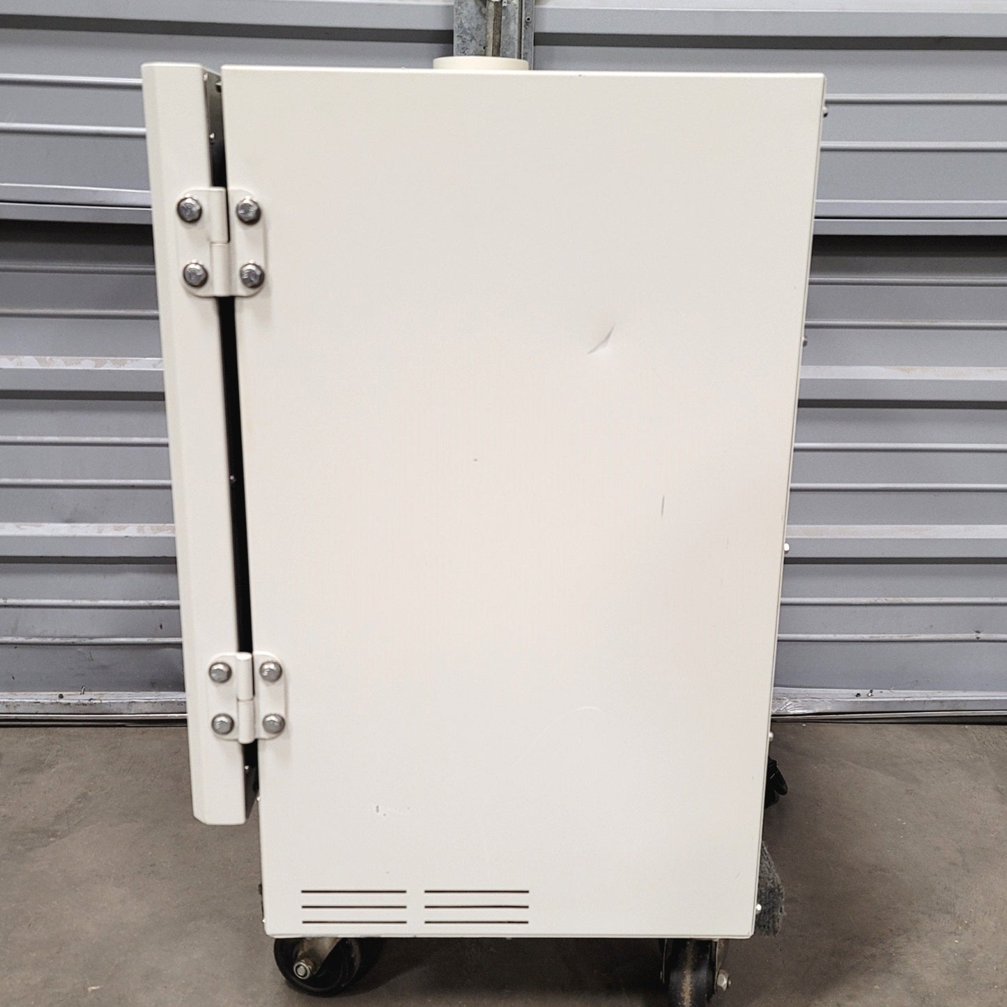Used Lindberg Blue M G01305A Gravity Convection Oven, 40°C To 220°C, 2Cu Ft, 120VAC