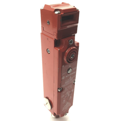 Used Allen-Bradley 440G-MT47042 Guardmaster Safety Interlock Switch 3NC 1NO 24VAC/DC