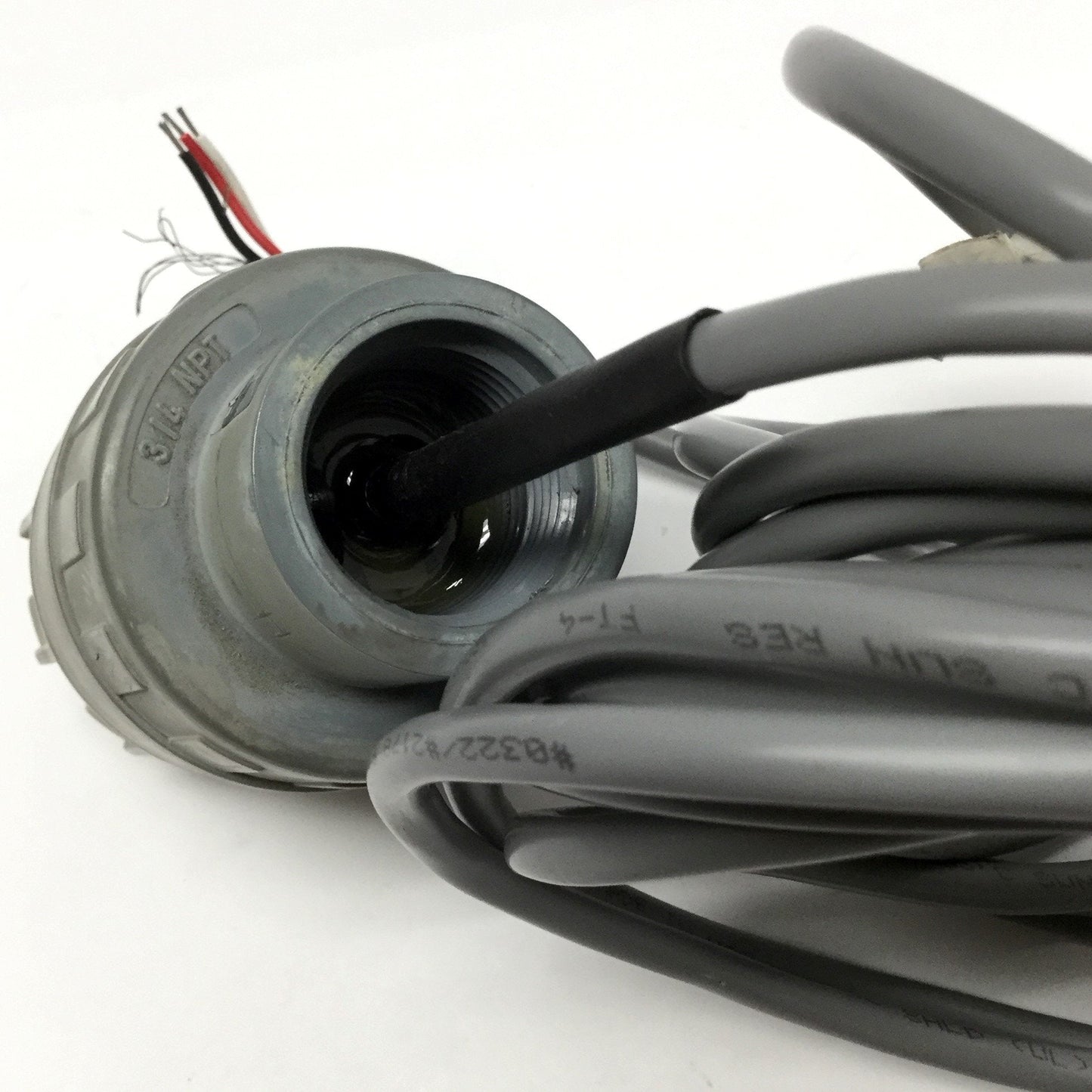Used GF Signet 3-2750-3 DryLoc pH/ORP Submersible Sensor Preamplifier 3/4" NPT Thread