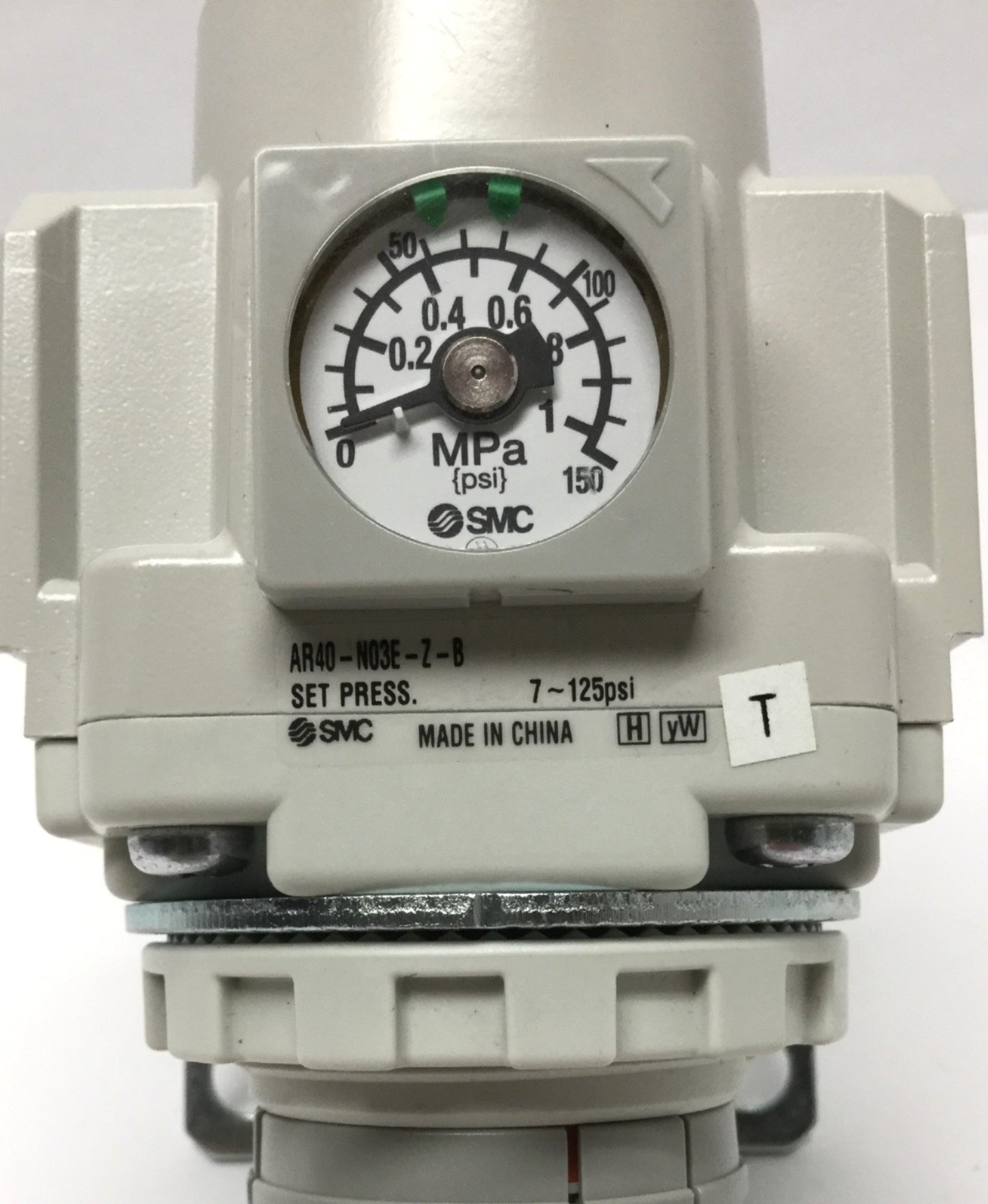 Used SMC AR40-N03E-Z-B Pressure Regulator 7~125psi 3/8" NPT Ports, 150psi Gauge