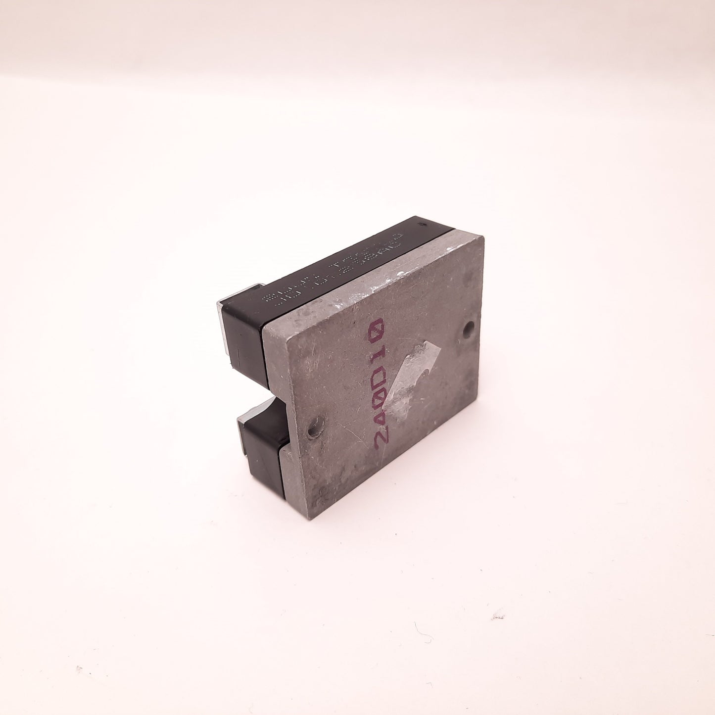 Used Lot of 3 Opto 22 240D10 Solid State Relay 240VAC, 32VDC, SPST NO, 10A
