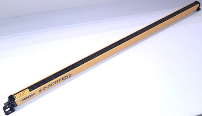 Used Banner LS2TR30-750Q8 EZ Screen Type 2 Receiver 750mm, 15m Range 24v DC 90mA, M12