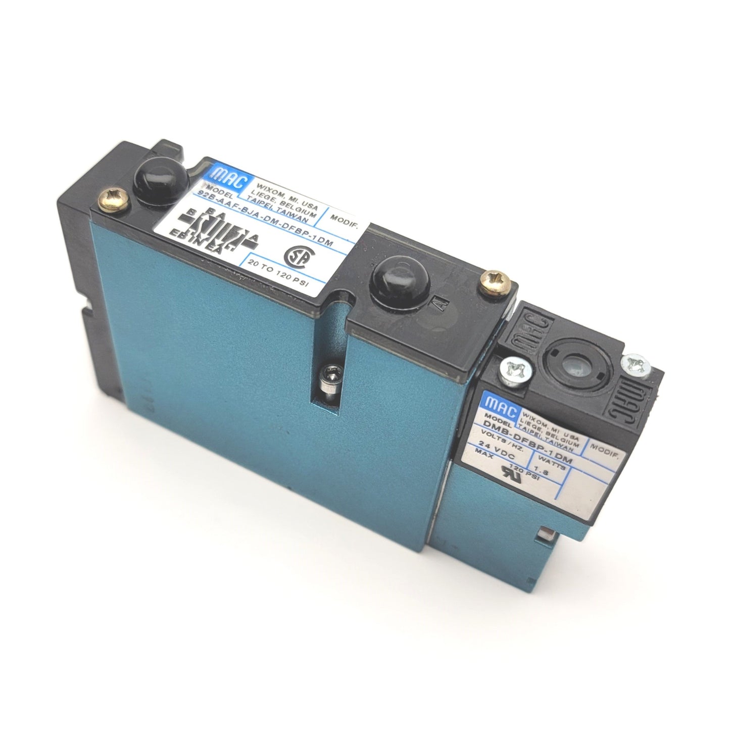 Used MAC 92B-AAF-BJA-DM-DFBP-1DM Plug In Solenoid Valve 20-120psi, 24VDC