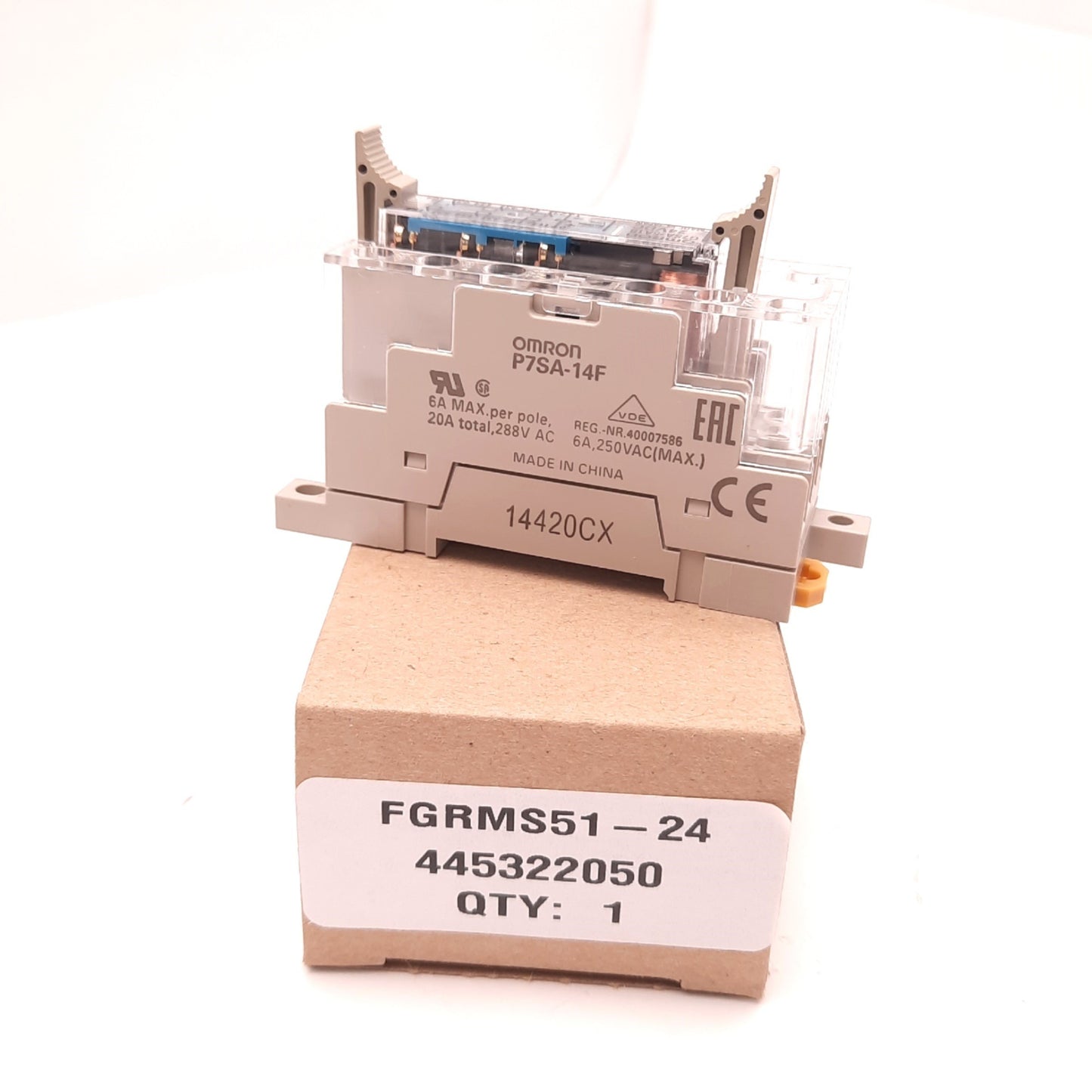 New Omron FGRMS51-24 Safety Relay & Socket 500mW, 24VDC, 6A, 10ms, DIN Rail