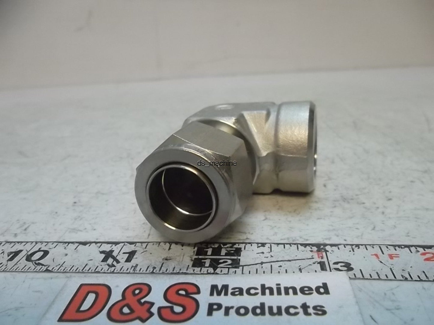 Used Tylok SS-10-2FE-8 1/2FPN x 5/8 316L Elbow Fitting Female