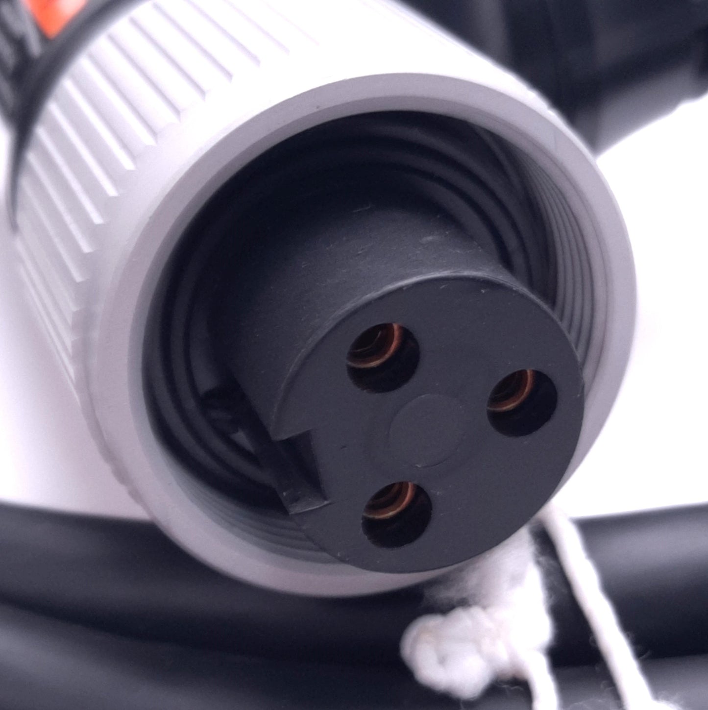 New Turck GSDA/GKDA/T30-3/S4000 Splitter Connector 3-Pole, 1-3/8" D Size 600v AC 30A