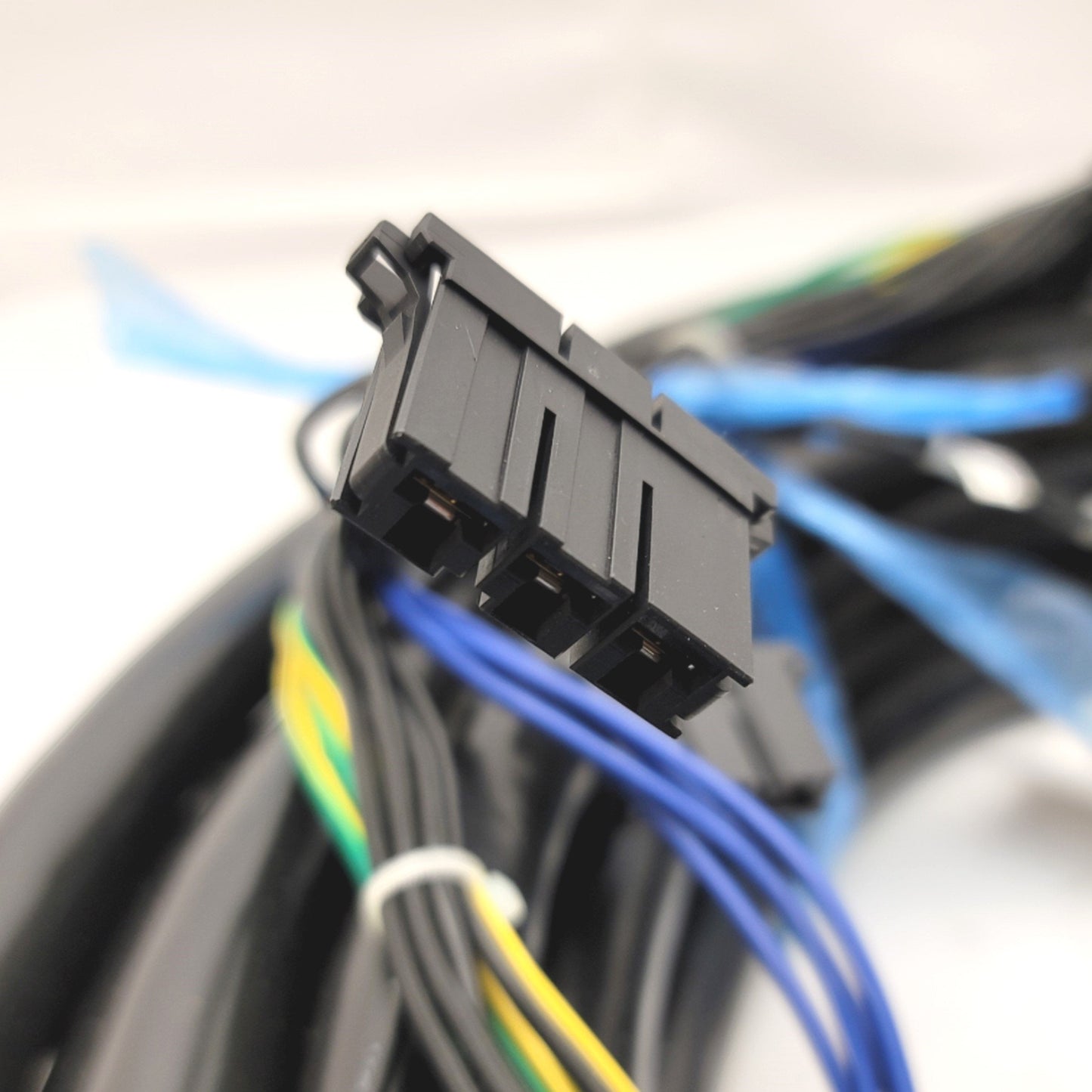 New FANUC XGMF-23932 A660-4005-T080#L14R53A Robot Cable RM1 Connector 14 Meter