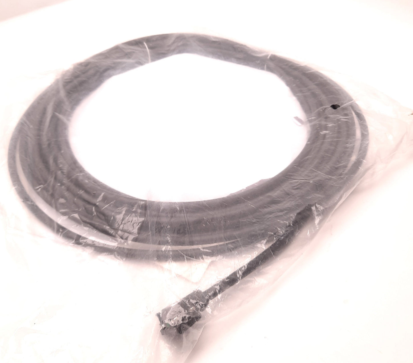 New Omron R88A-CAKA010SR-E High Flexible Power Cable 10M 4 Pin, 4 Wire