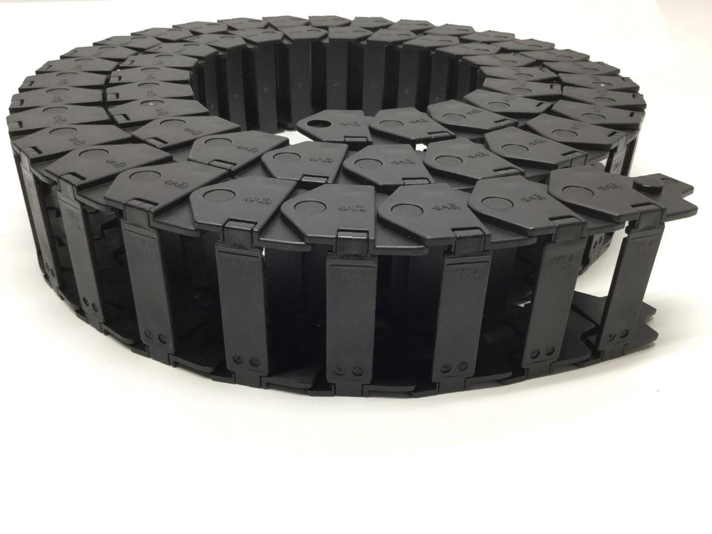 Used Igus B17.4.100 Energy E-Chain Cable Carrier Snap-Open 50mm W x 32mm H, 65" Long