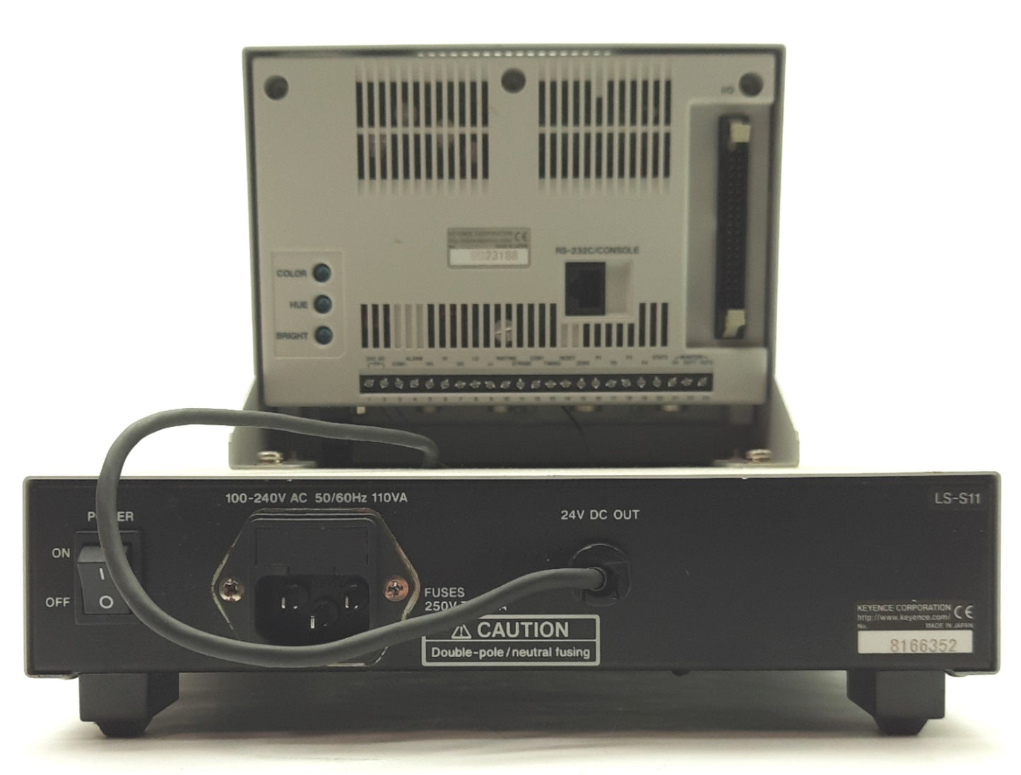 Used Keyence LS-7601 & LS-7070M LED CCD Micrometer System .5-65mm ±3μm Range 100-240V