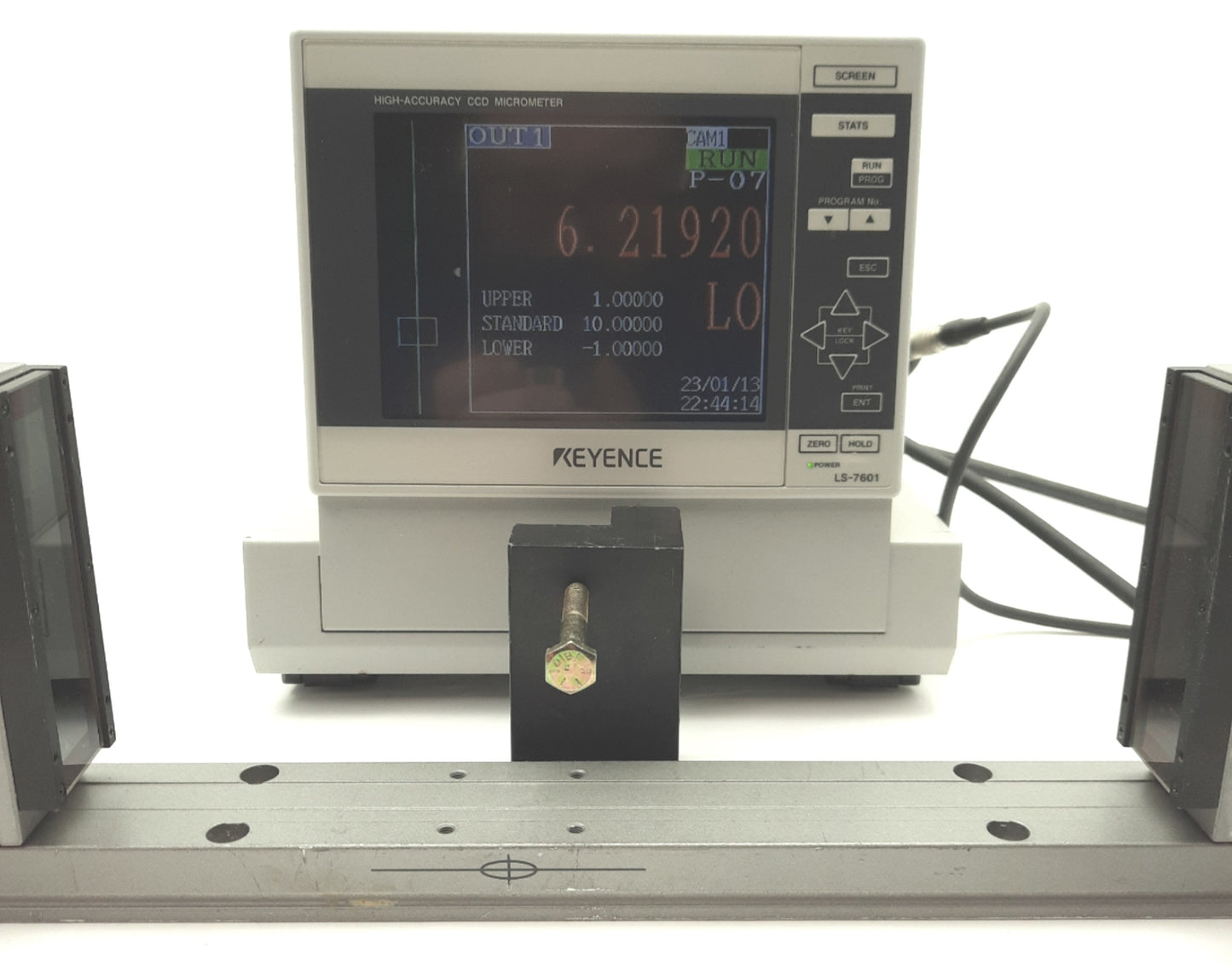 Used Keyence LS-7601 & LS-7070M LED CCD Micrometer System .5-65mm ±3μm Range 100-240V