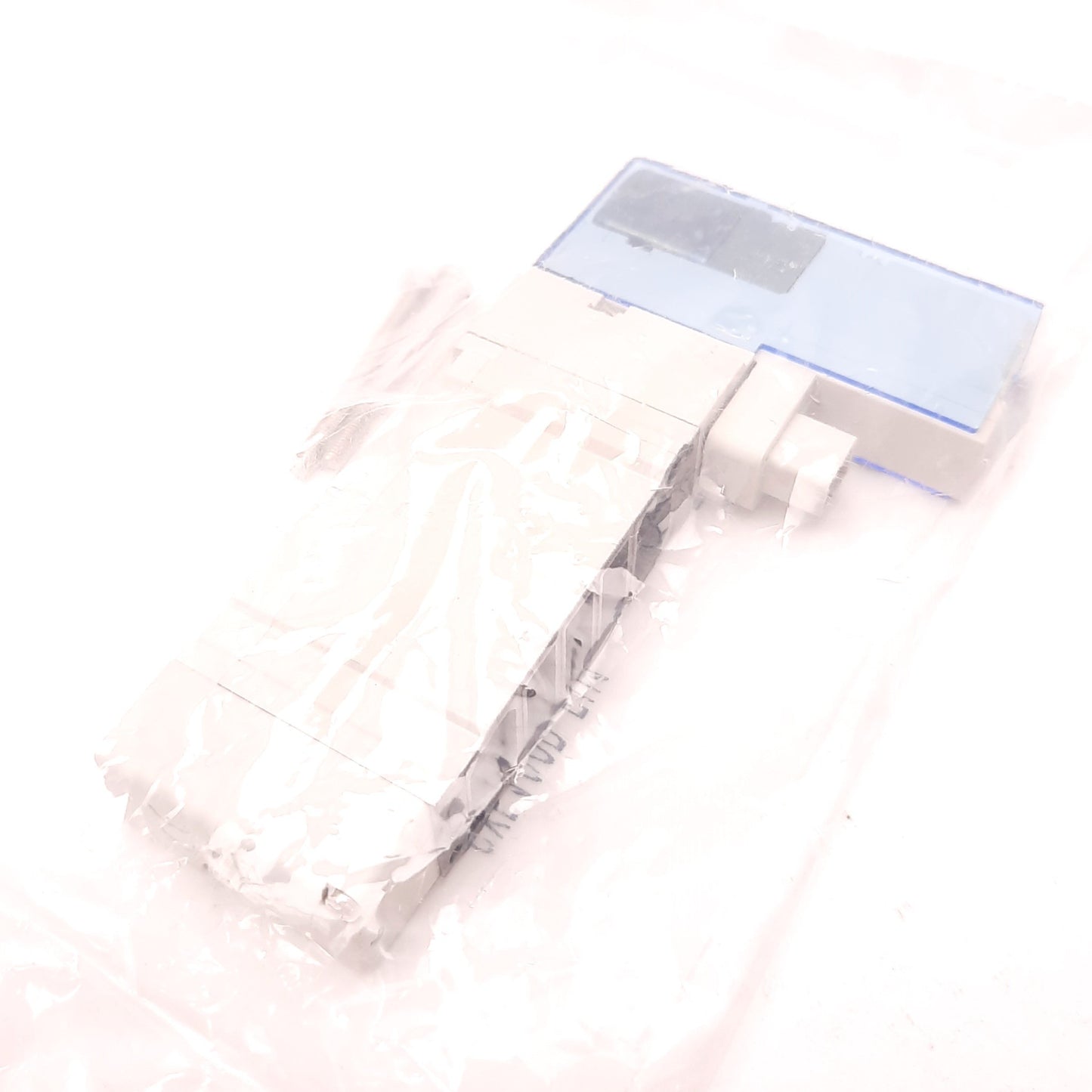 New SMC SY5100R-5U1 Solenoid Valve, Air, 2 Position Single Solenoid 24VDC, 5.93CFM