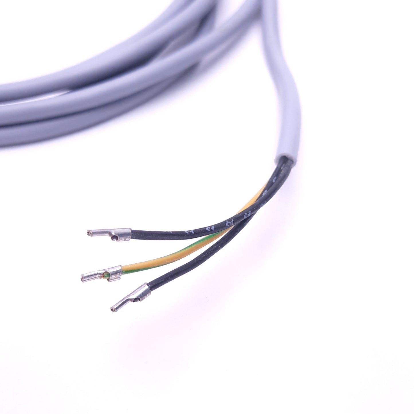 New Festo KMEB-1-24-2.5-LED Plug Socket With Cable Angled, 3-Pin Type C, 151688