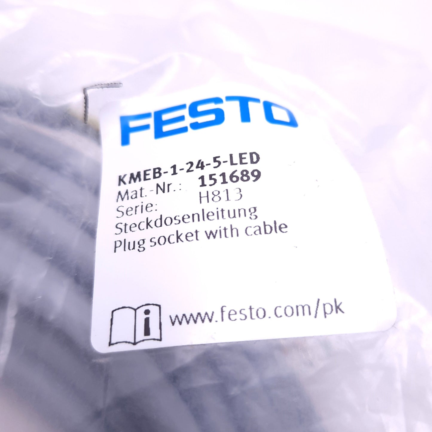 New Festo KMEB-1-24-5-LED Plug Socket With Cable Angled, 3-Pin Type C, 151689