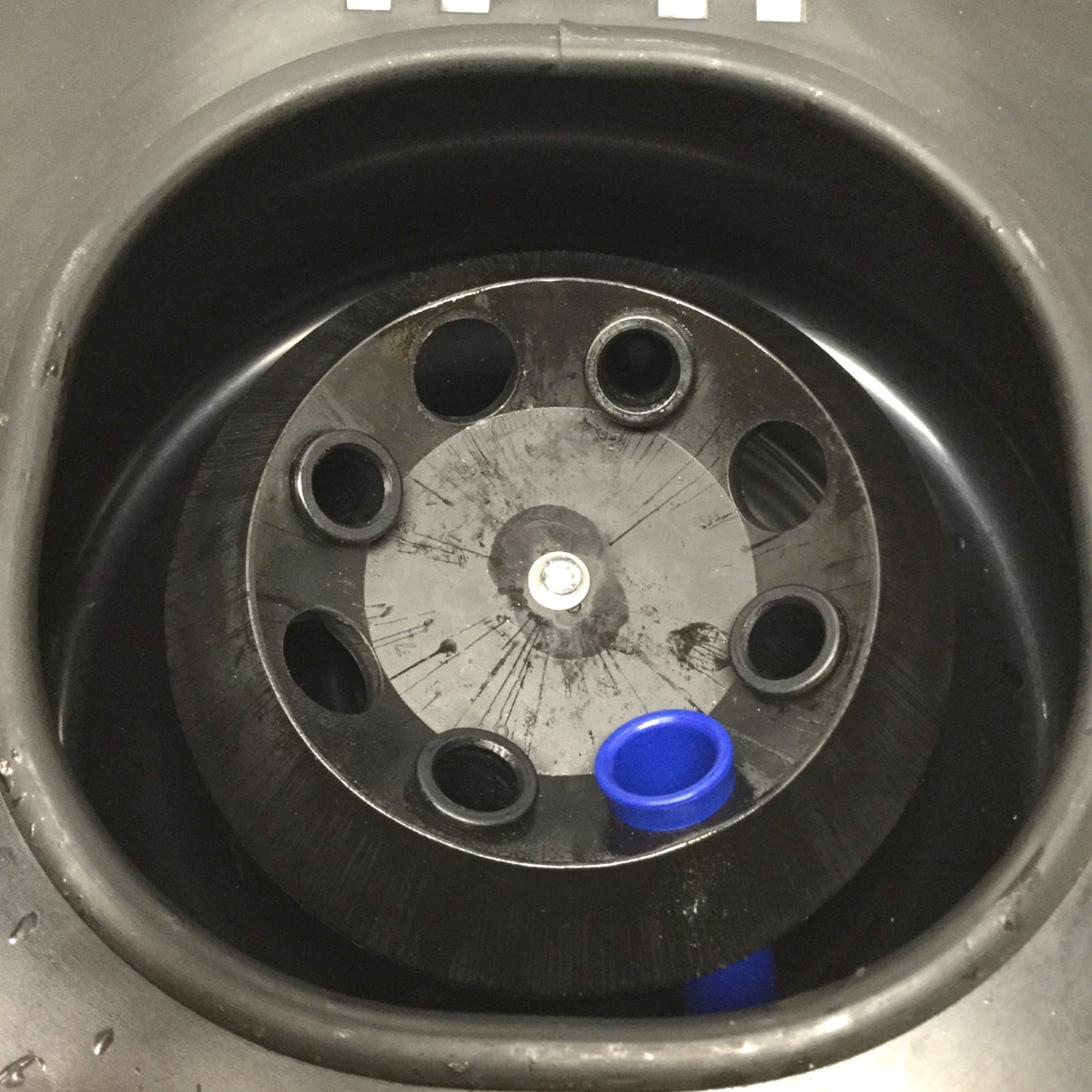 Used LW E8C-U8AD-15T3 Digital Speed/Time 8-Place Angled Test Tube Centrifuge, 3500RPM