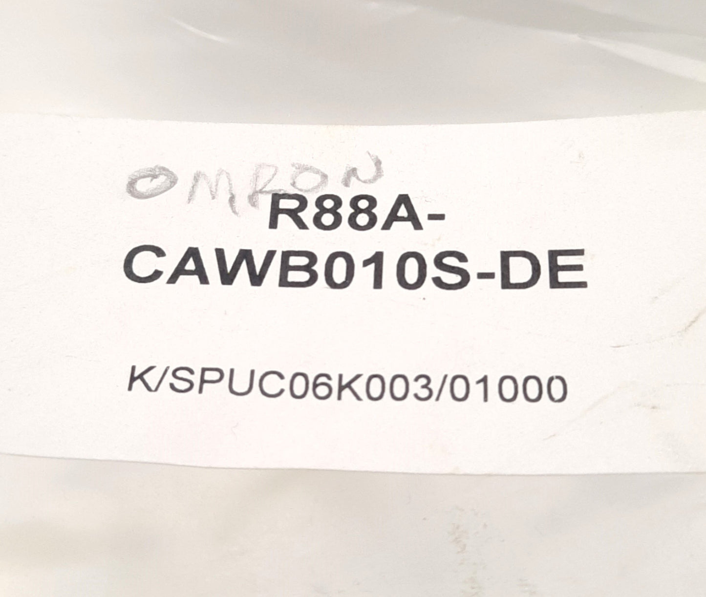 New Omron R88A-CAWB010S-DE Linear Motor Cable, 10m Length, G5 w/ Brake 230v 200-750W