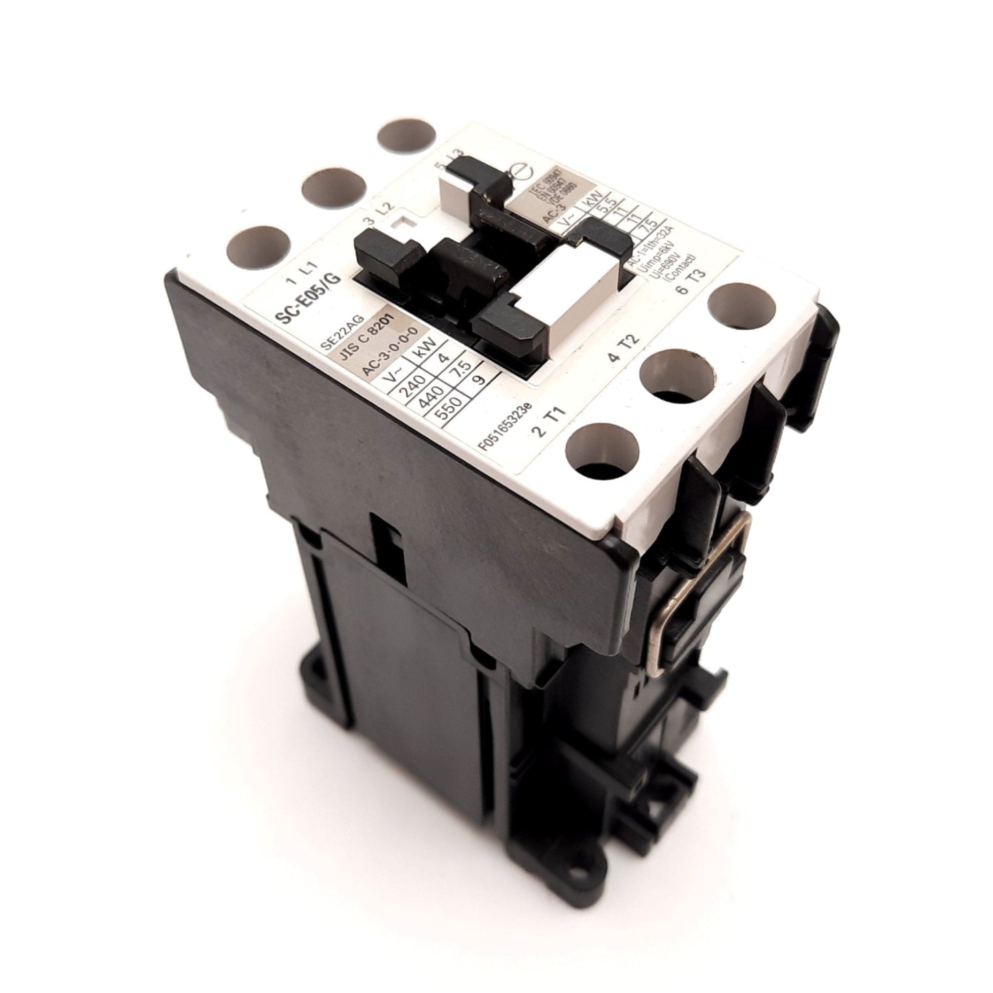 Used Fuji Electric SC-E05/G Contactor, 3-Pole, Coil: 24VDC, Rating: 690V 32A