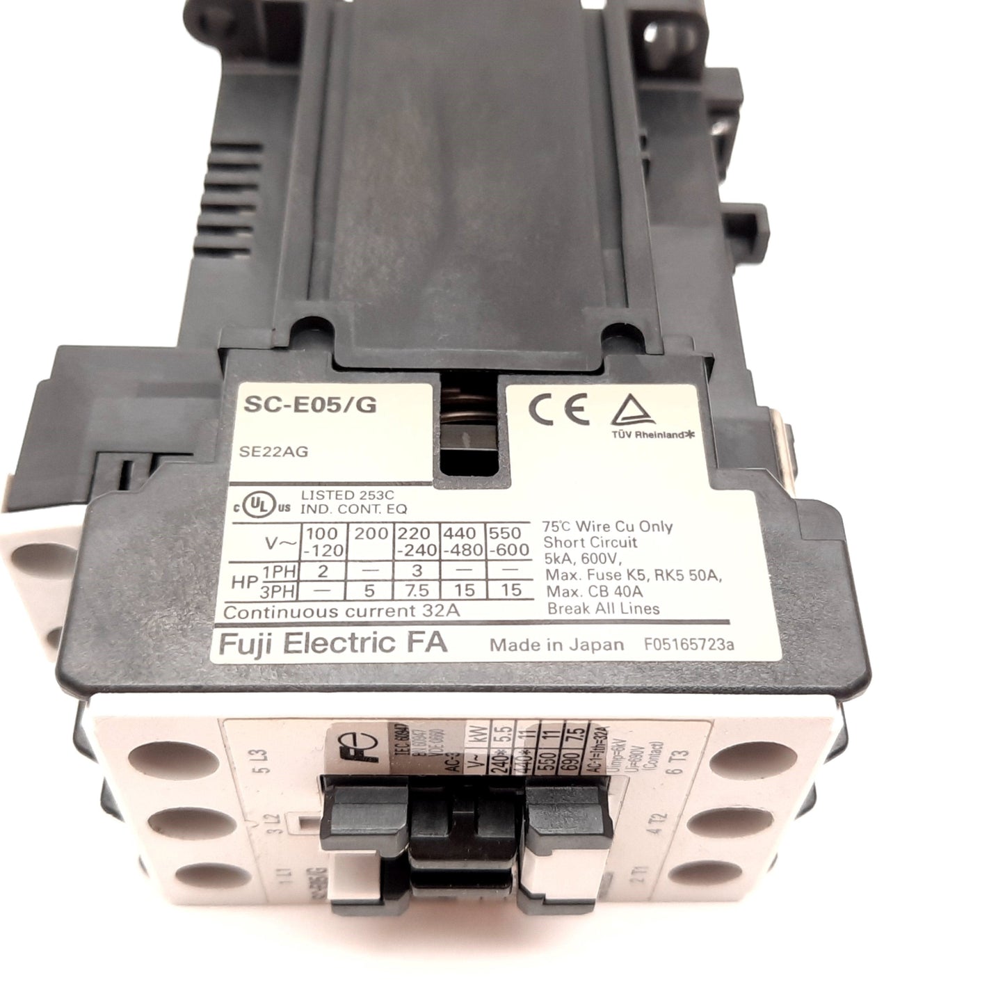 Used Fuji Electric SC-E05/G Contactor, 3-Pole, Coil: 24VDC, Rating: 690V 32A