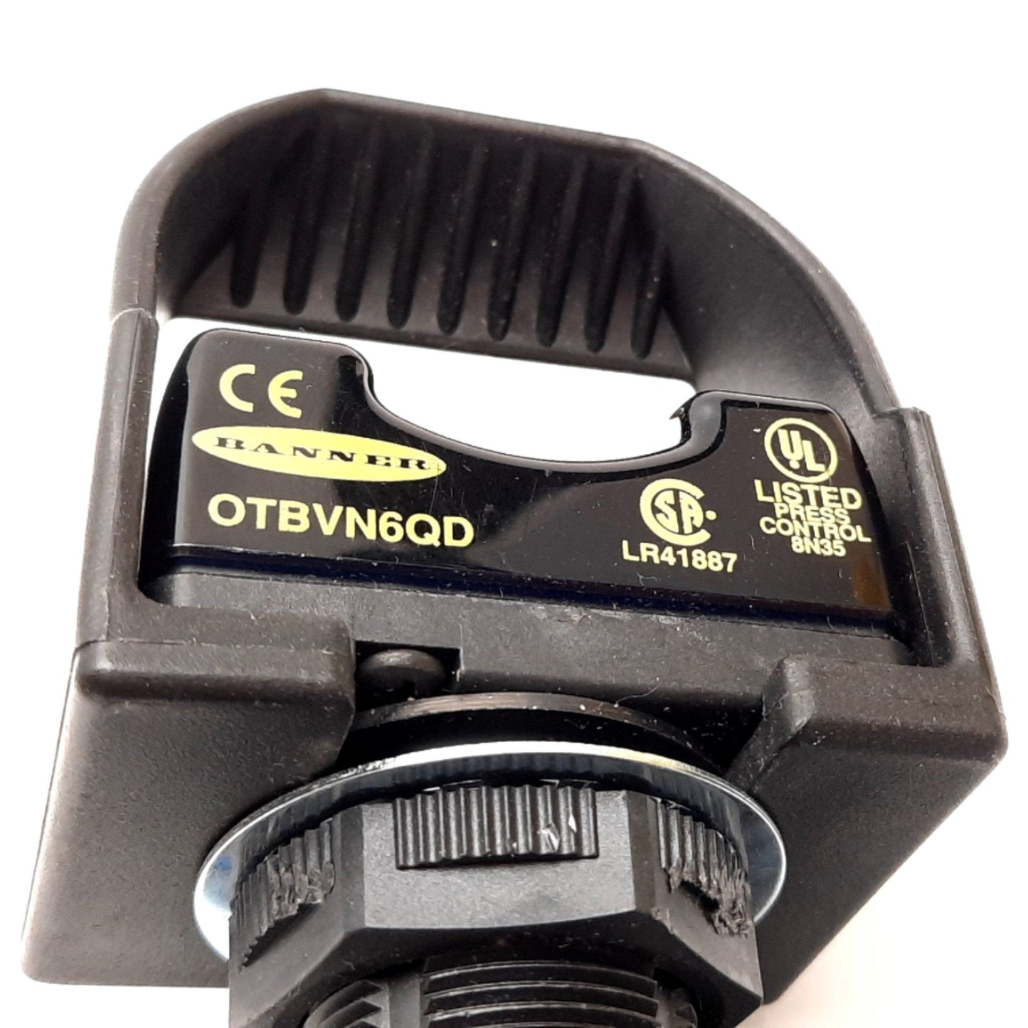 Used Banner OTBVN6QD Opto-Touch Momentary Action Button 10-30VDC W/ Cable & Guard