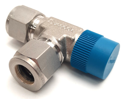 New – Open box Swagelok SS-810-3-8TMT Stainless Male Run Tee Fitting 1/2" NPT to 1/2" Tube