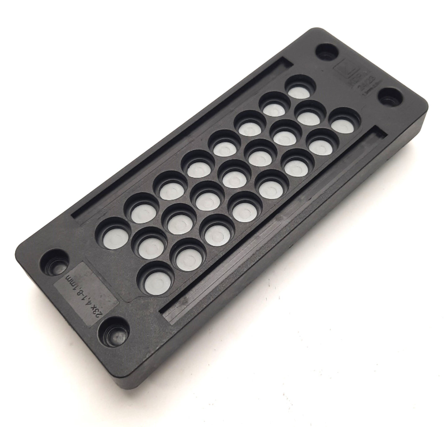 New Murrplastik 87301170 KDP/N Cable Entry Plate 4.409" x 1.41", 23 Cable Entries