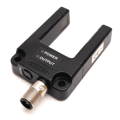 Used Banner SLE30B6VQ Slot Sensor, 30mm Slot, 10-30VDC, PNP NPN, 5-Pin M12 Male