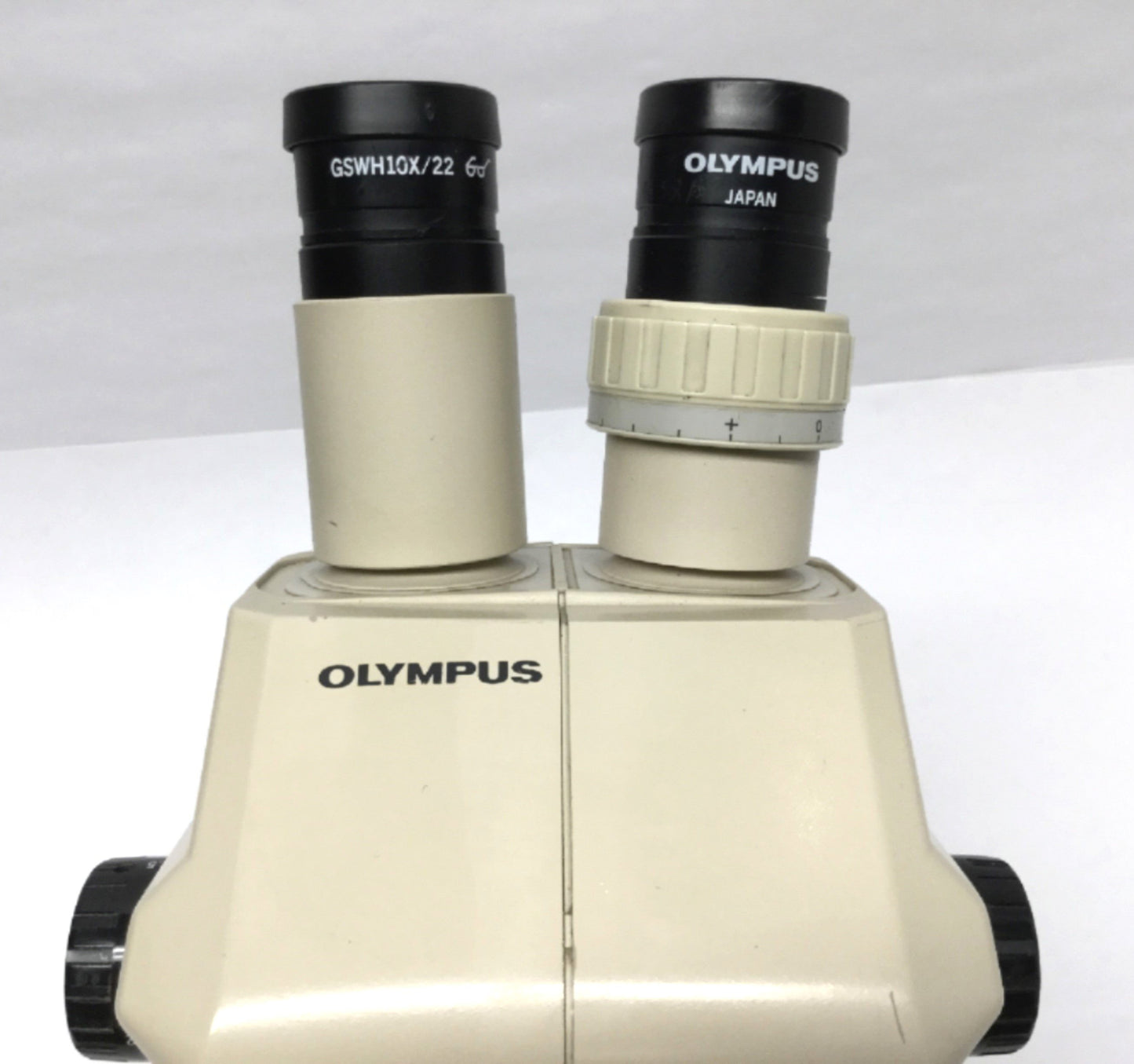 Used Olympus SZ4045 Binocular Stereo Microscope 0.67-4X Zoom w/ 10X Eyepieces & Stand