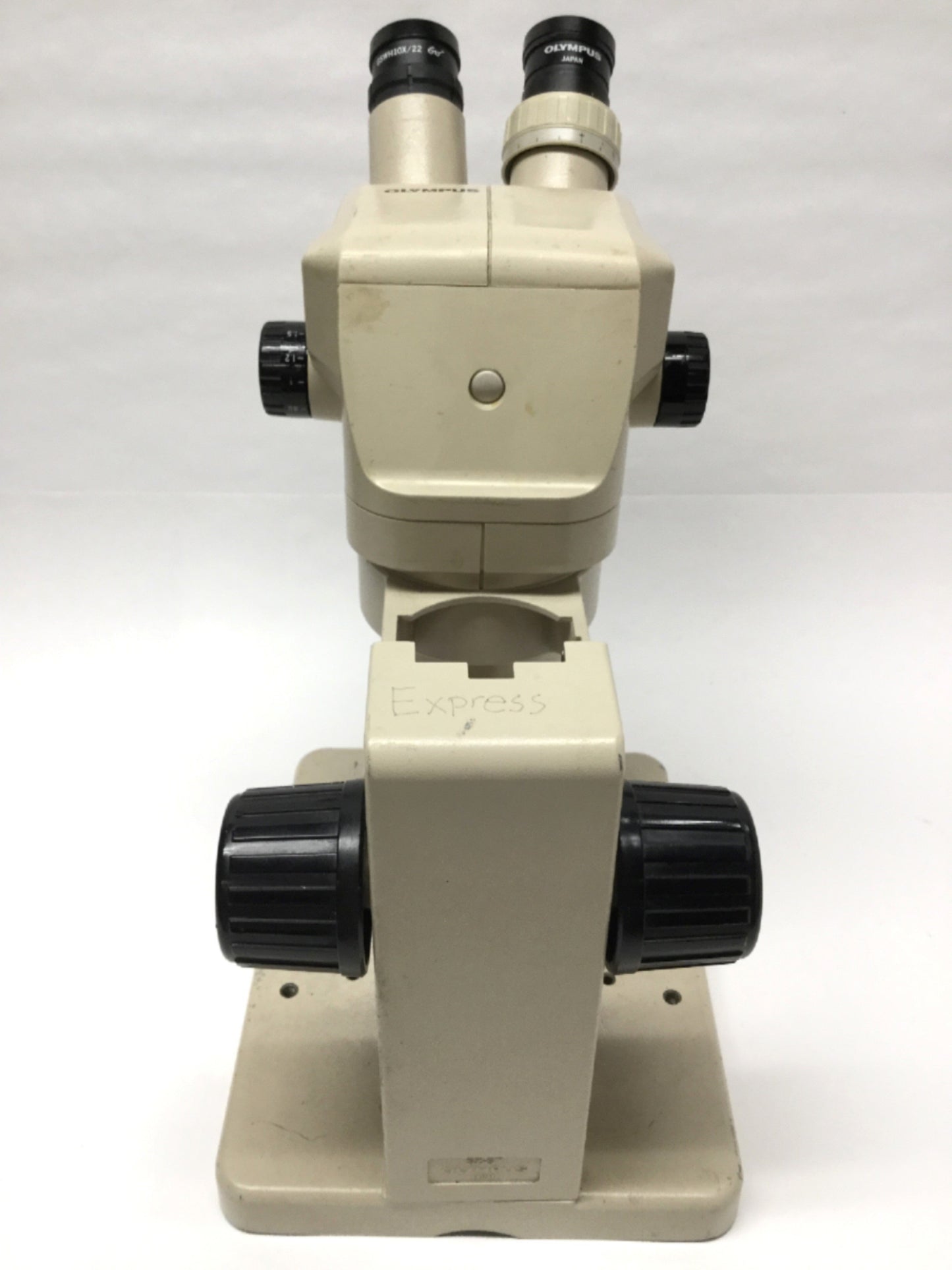 Used Olympus SZ4045 Binocular Stereo Microscope 0.67-4X Zoom w/ 10X Eyepieces & Stand