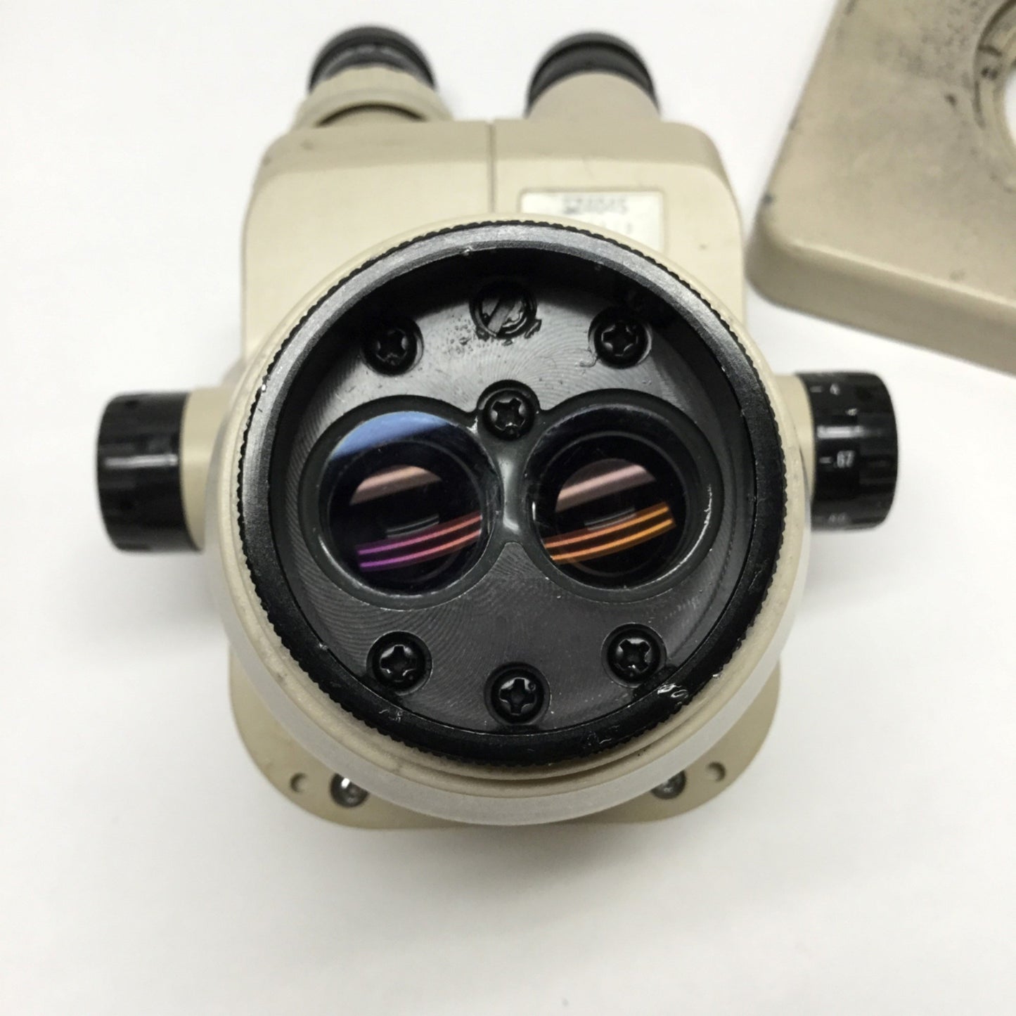 Used Olympus SZ4045 Binocular Stereo Microscope 0.67-4X Zoom w/ 10X Eyepieces & Stand