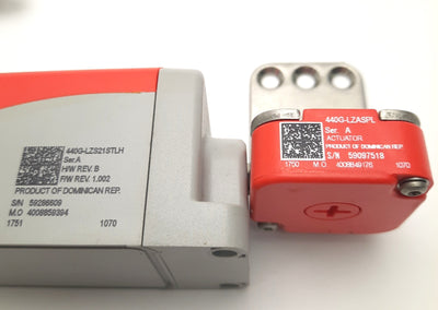 Used Allen-Bradley 440G-LZS21STLH Guardmaster Locking Door Switch 2NC-1NO w/Actuator