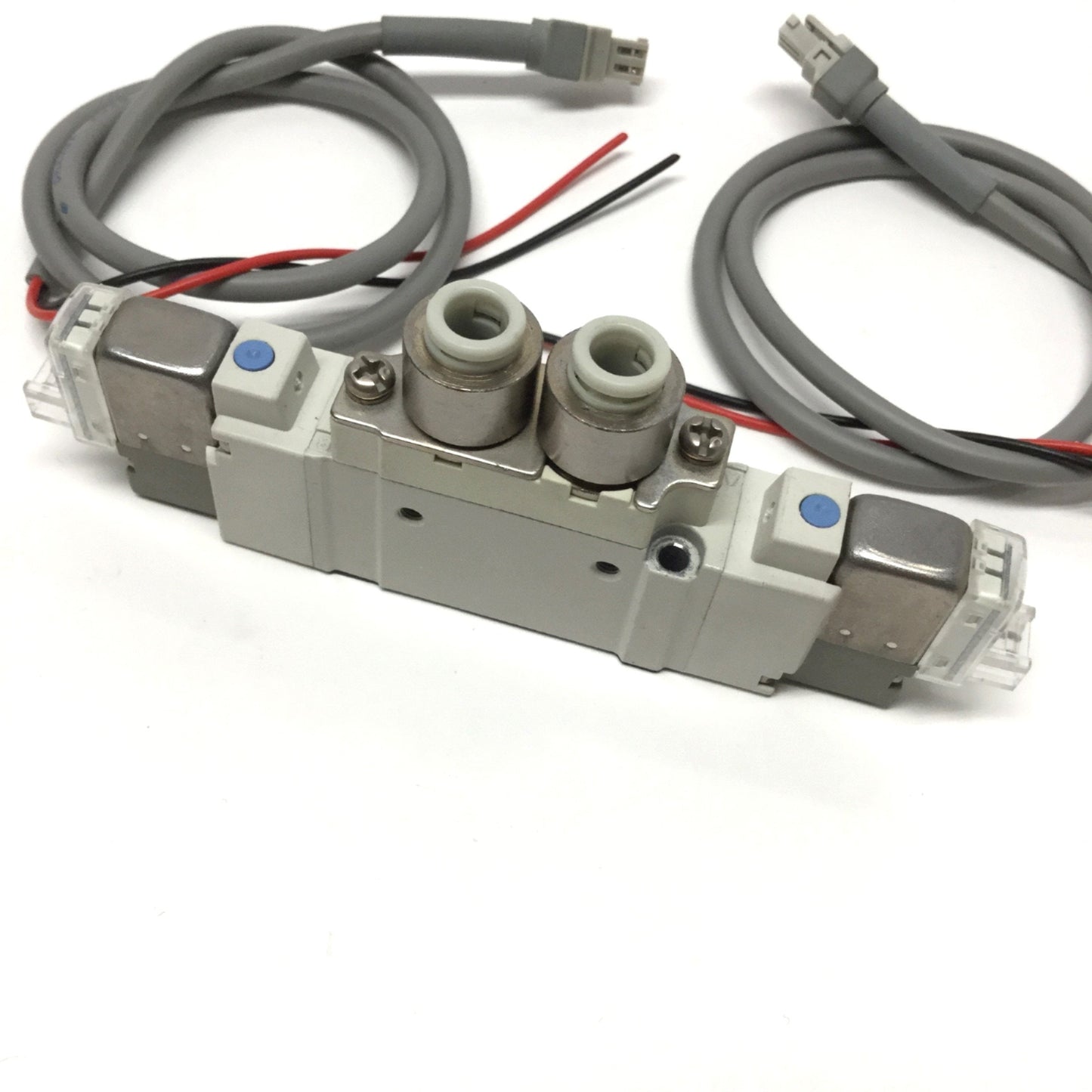Used SMC SY5220-5LOU-C6F-Q Double Solenoid Valve, 5-Port 2-Position, 24VDC Coil