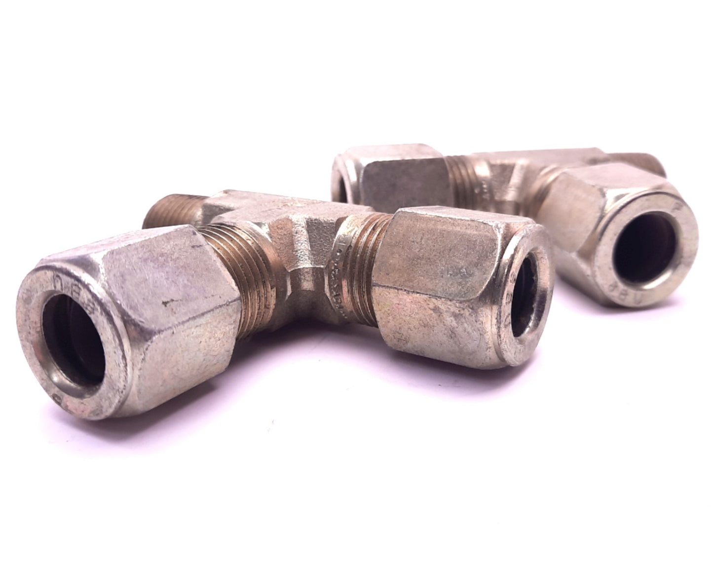 New Lot of 2 Parker 8MRT8R-B Tube Fitting 1/2" A-LOK Male Run Tee 1/2" NPT