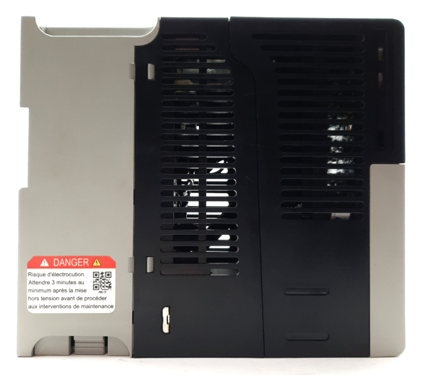 Used Allen Bradley 25B-B5P0N104 Ser A Powerflex 3PH AC Drive 1HP 0-230VAC 5A 220VAC