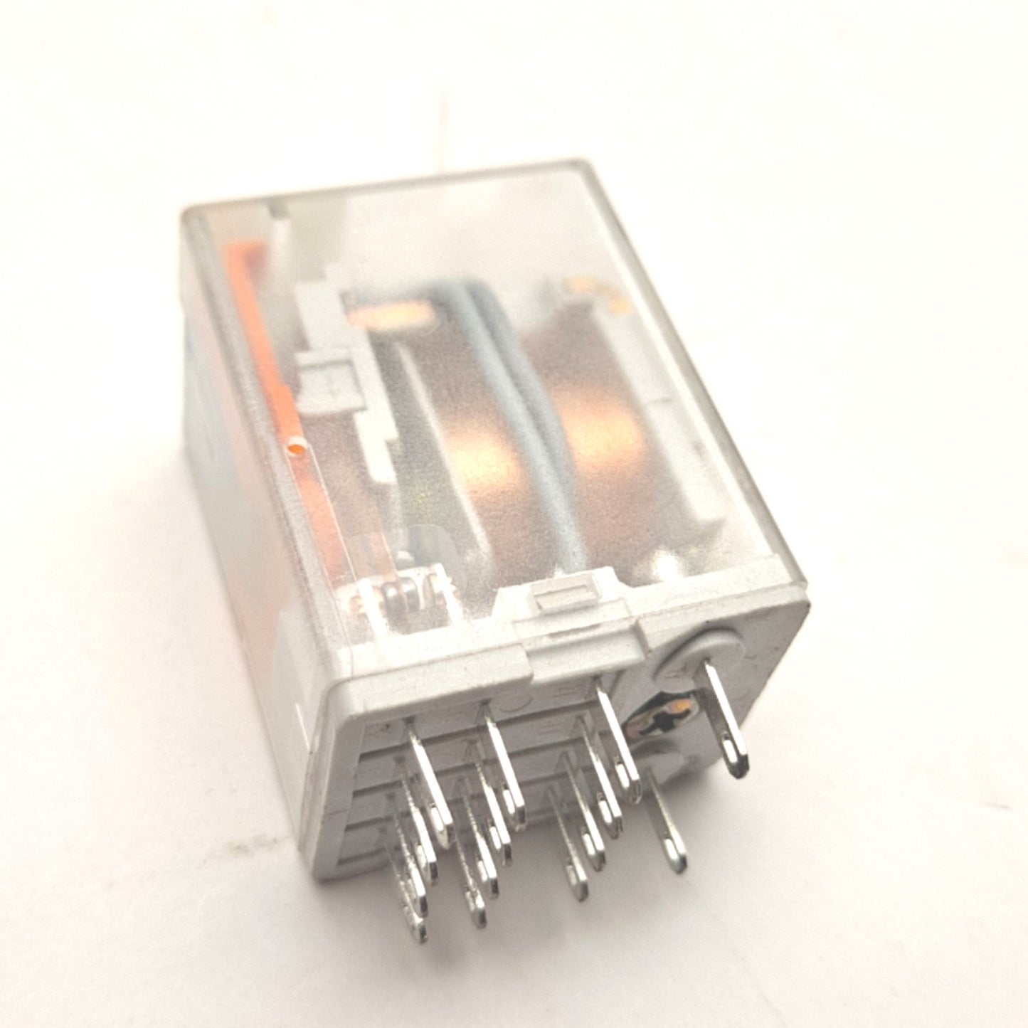 Used Telemecanique RXL-4A06B1BD Relay 4PDT, Coil: 24VDC, Contact: 6A/250VAC