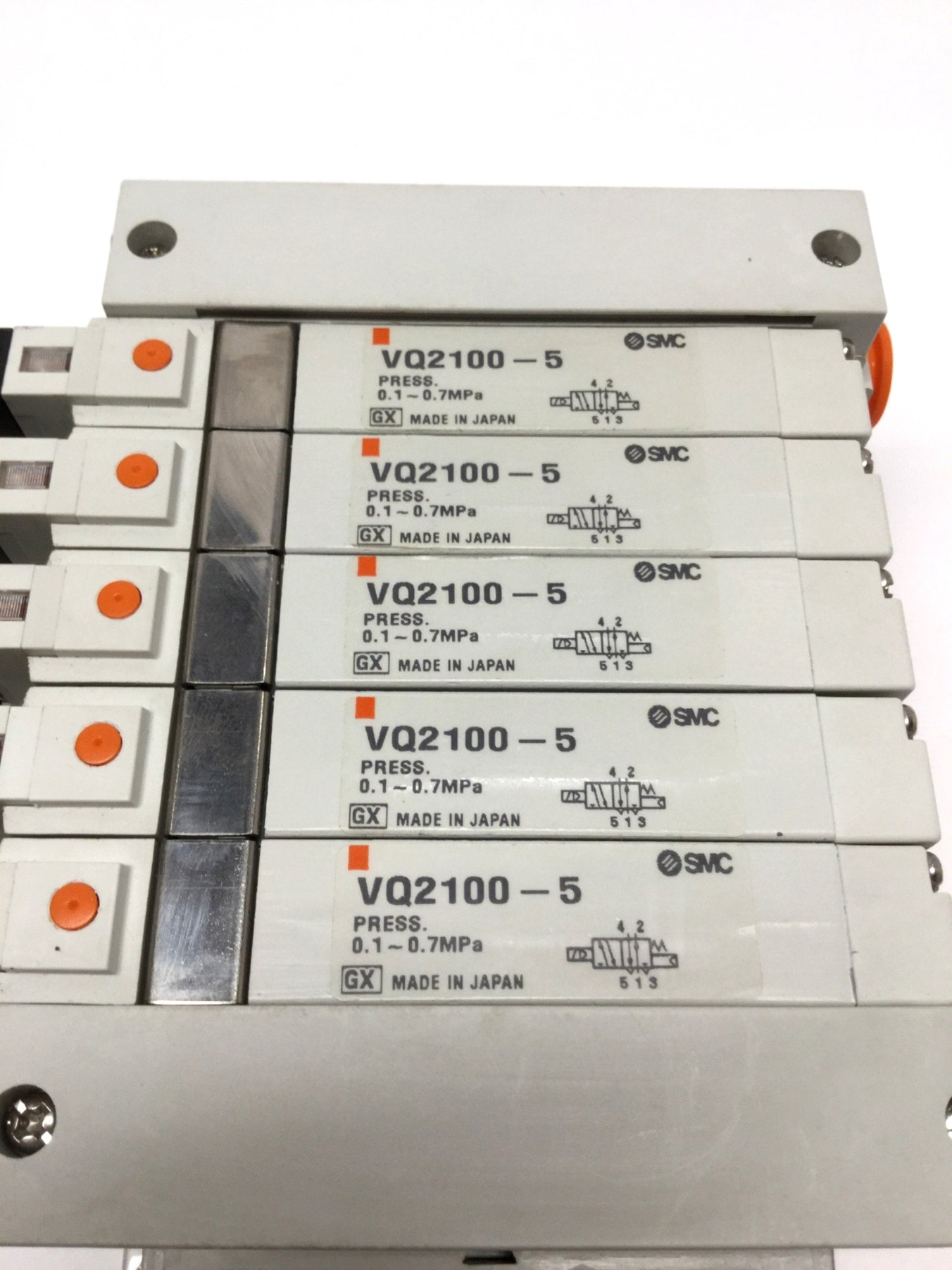 Used SMC VQ2100-5 (x5) Solenoid Valves, 5-Port 2-Pos, 24VDC w/CompoBus Serial Unit