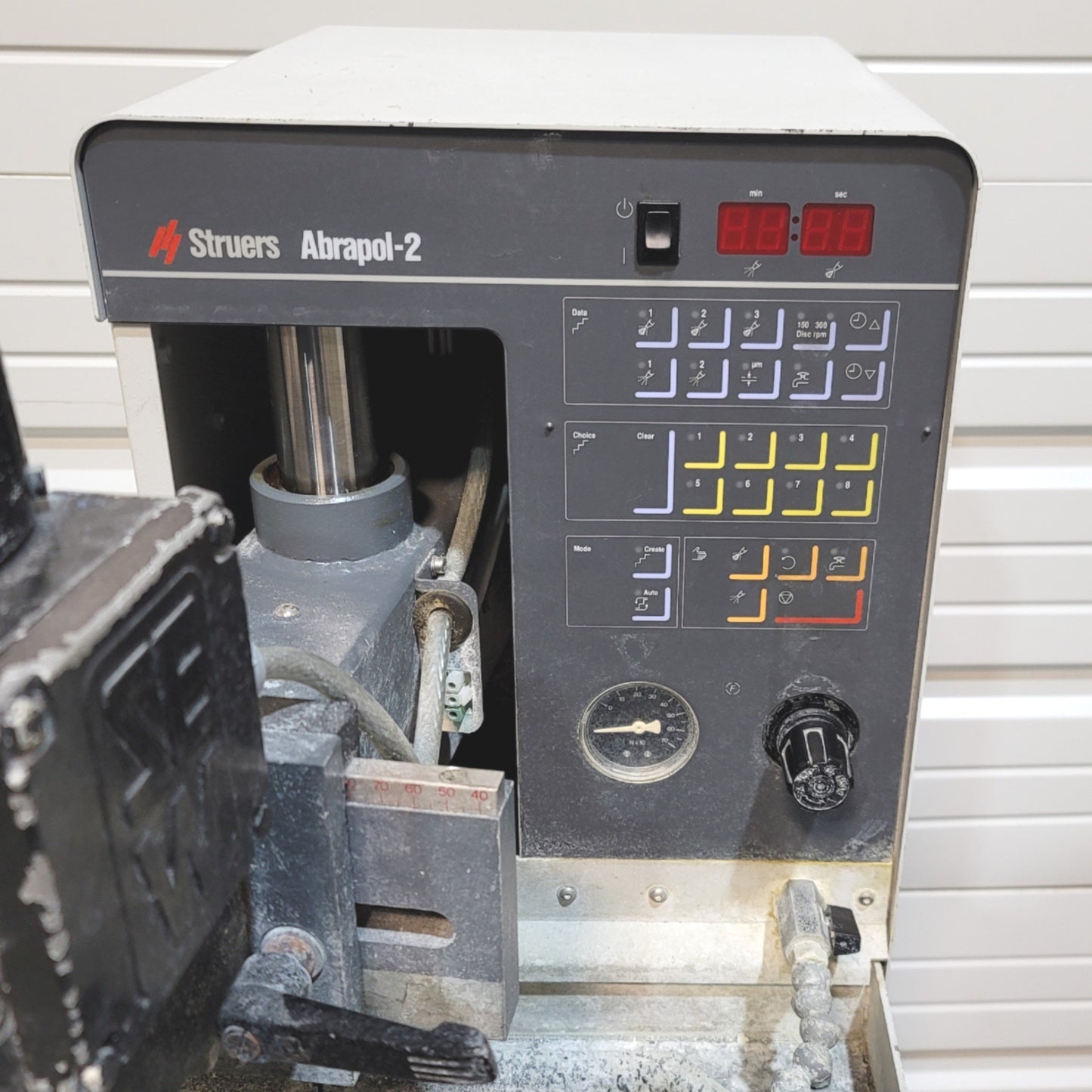 Used Struers Abrapol-2 Sample Grinding Polishing Machine 12", 208VAC 3-Ph, 6.8A