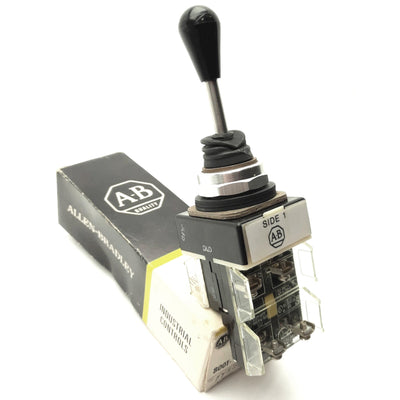 New Allen Bradley 800T-T4SB26 Joystick, 4 Direction, 3x NO 1x NC, 600VAC 10A