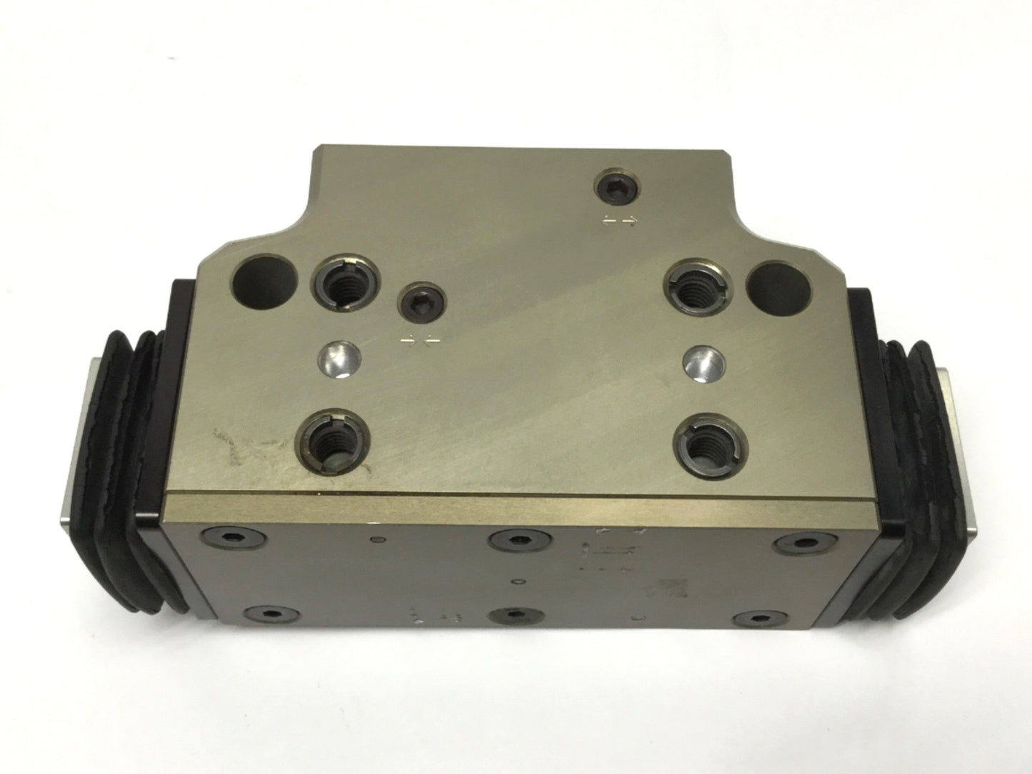 Used Destaco DPDL-175-150-E-V Modular Air Gripper 2-Jaw, 1.5" Stroke, 200lbs @ 100psi