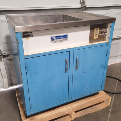 Used Delta Sonics UTCM 1820 Ultrasonic Console 18" x 20" Tank, 1800W, 240VAC 1-PH 8A