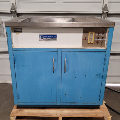 Used Delta Sonics UTCM 1820 Ultrasonic Console 18" x 20" Tank, 1800W, 240VAC 1-PH 8A