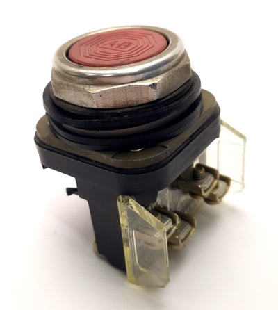 Used Allen Bradley 800T-A6D1 Push Button, Red, Contacts 1x N.O./N.C., 600v 10A
